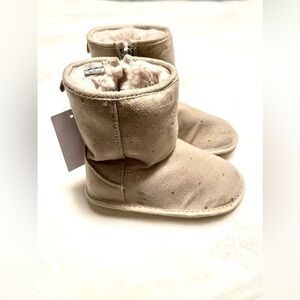 Oshkosh Toddler Winter shoes